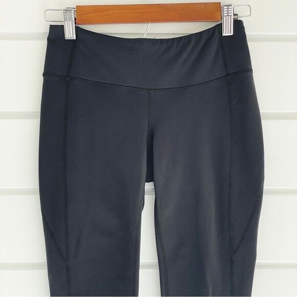 Athleta Revelation Black Crop Capri Legging Pants Run Yoga Train Size Small - Picture 4 of 10